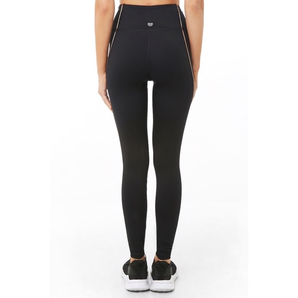 High Rise Active Metallic Trim Leggings - Picture 2 of 3